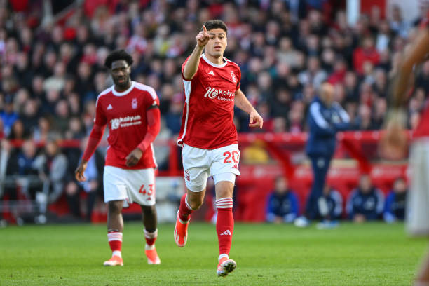 法国中场卡 法国中场卡